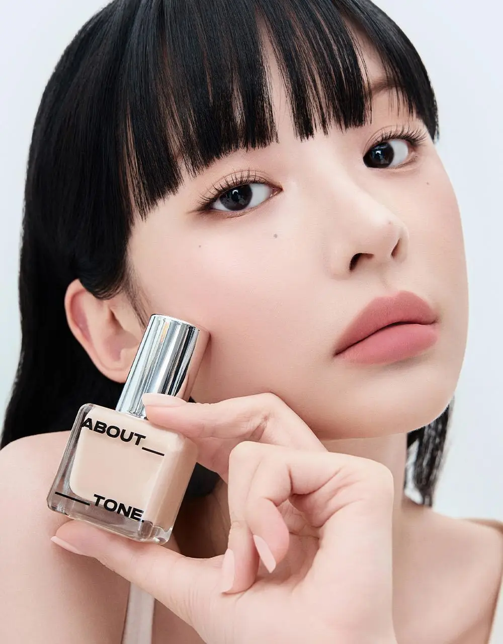 [밀착블러베이스] 어바웃톤 스킨 레이어 핏 파운데이션 30ml 8종 상세페이지 2